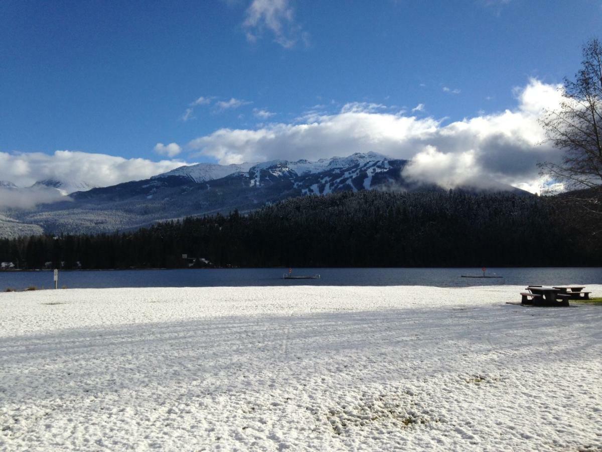 63 Lagoons Villa Whistler Bagian luar foto